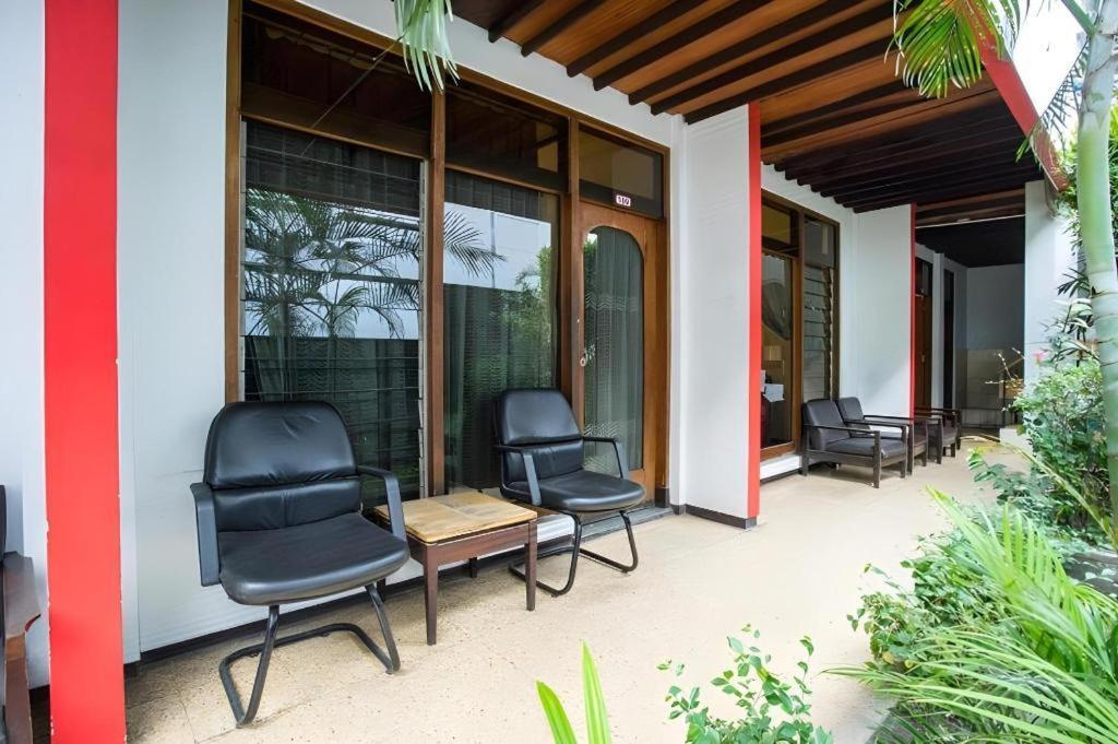 Super Oyo 1046 Omah Pathok Hotel Yogyakarta Exterior photo