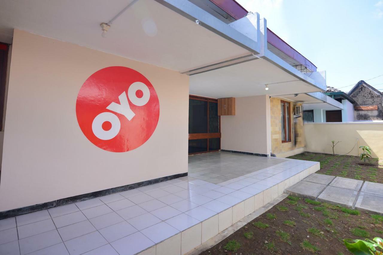 Super Oyo 1046 Omah Pathok Hotel Yogyakarta Exterior photo